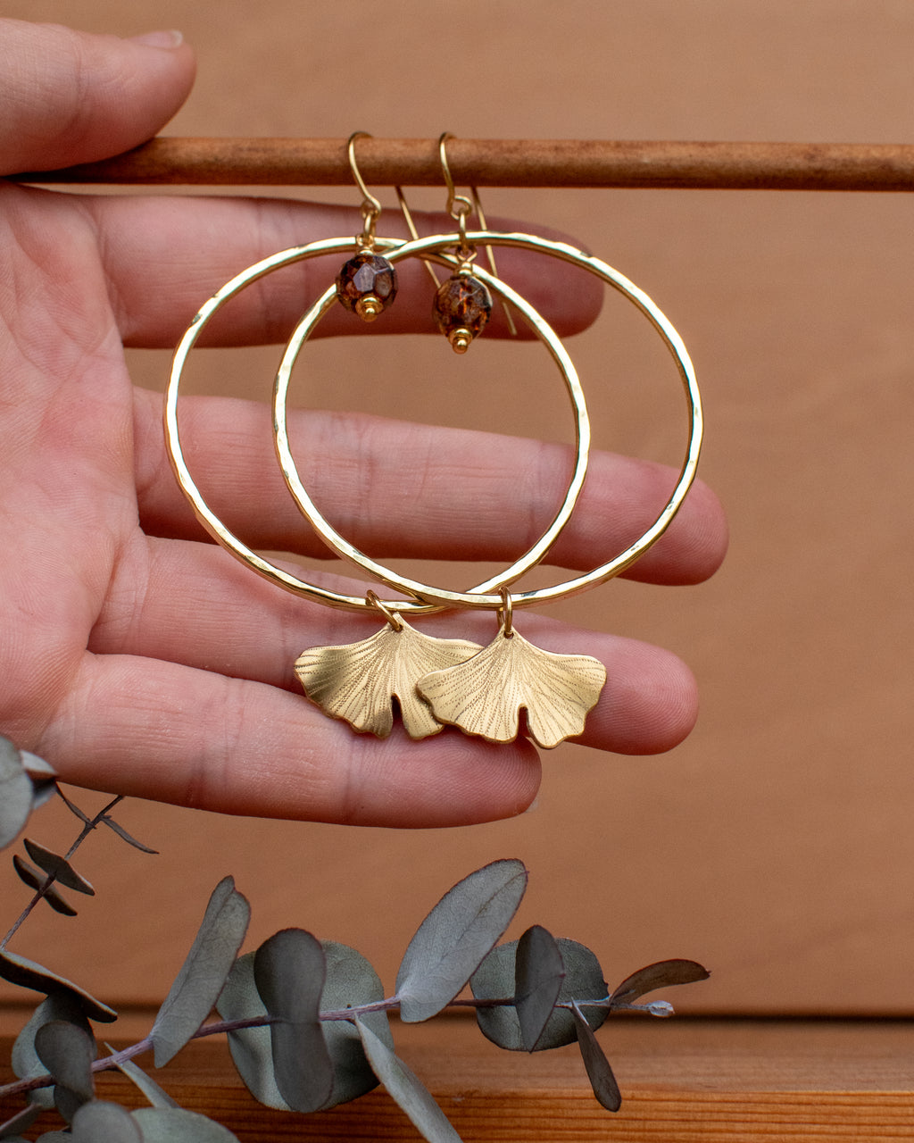Créoles Ginkgo et perles ambrées