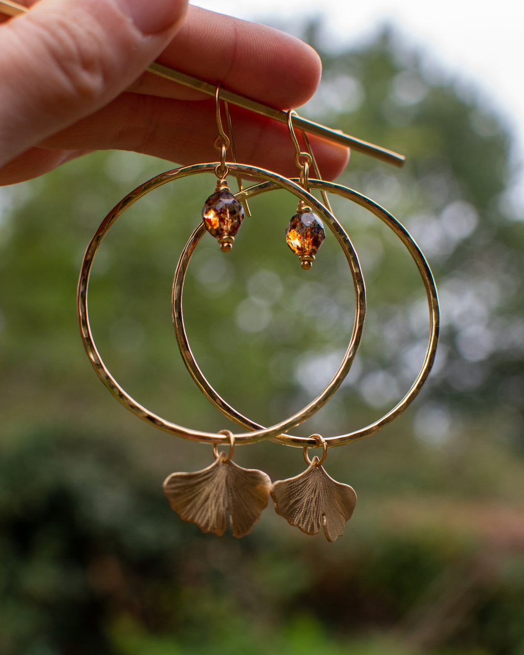 Créoles Ginkgo et perles ambrées