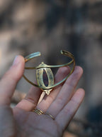 Bracelet manchette avec une obsidienne acajou