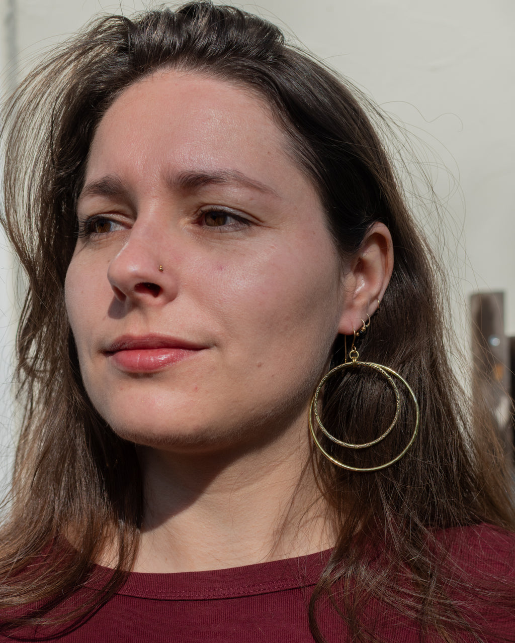 Créoles doubles en laiton et perles en verre tchèque motif zig zag – Les irrésistibles