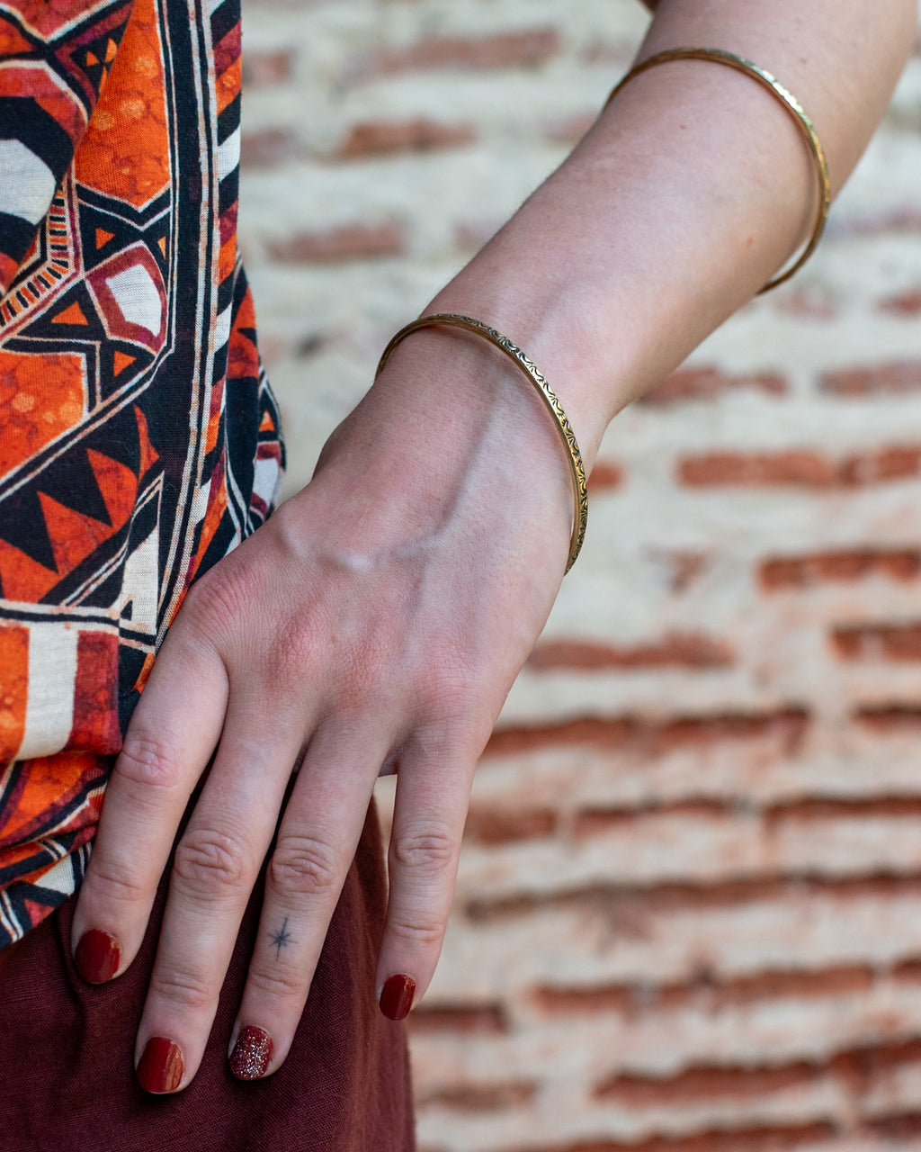Bracelet jonc poinçonné motif Navajo
